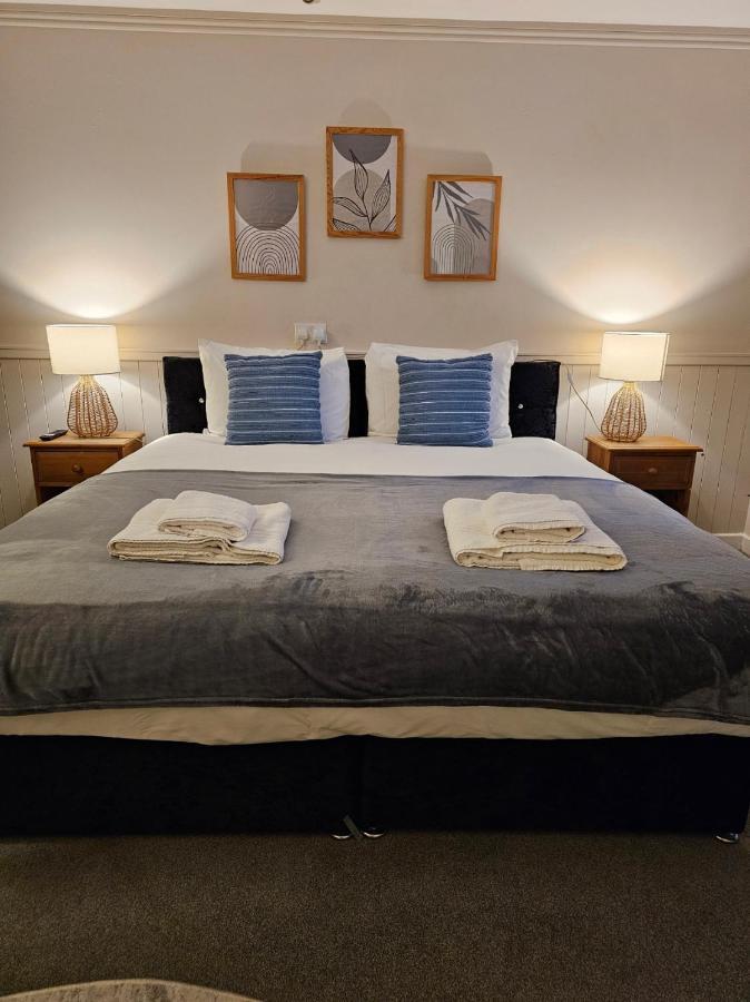 Dog And Partridge Inn Calne Ngoại thất bức ảnh